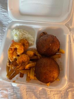 Crab Cake Combo